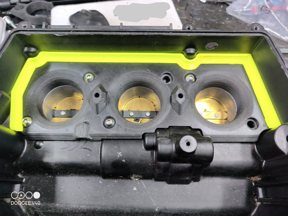 Triumph Street Triple 765RS & Daytona 765 Moto 2 Short Race Velocity Stacks